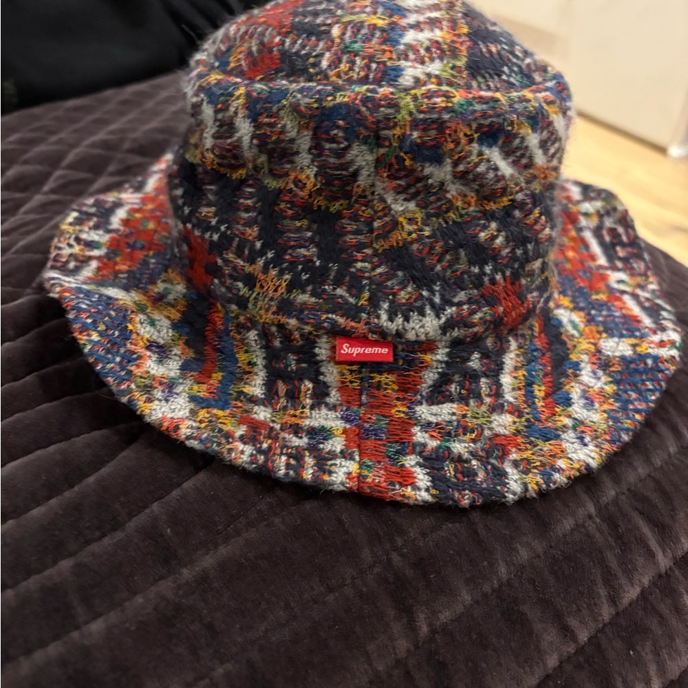 Missoni Supreme Black and Gray Hat - Picture 3 of 4